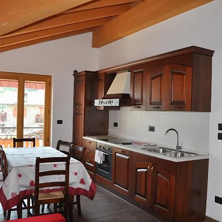 Ferienwohnung Le Foyer De La Ferme Aosta Zimmer foto